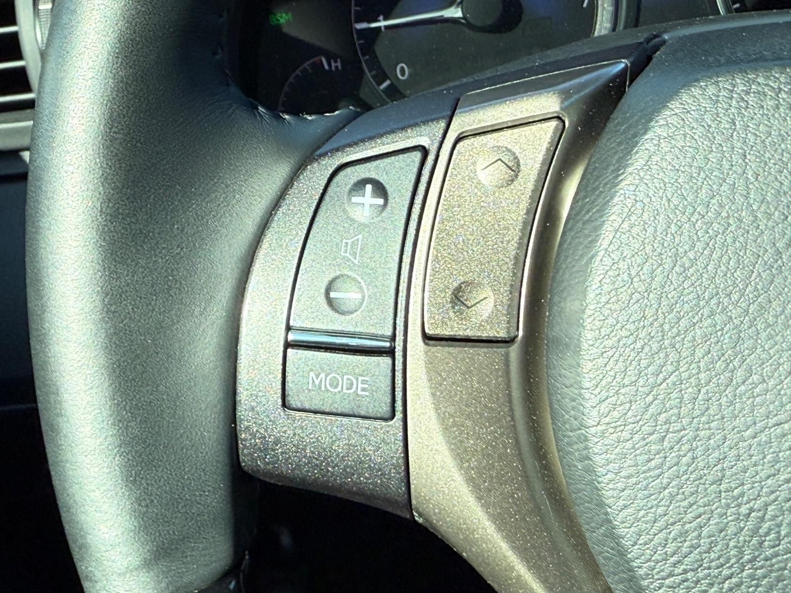 Lexus RX 350 Vehicle Image 16