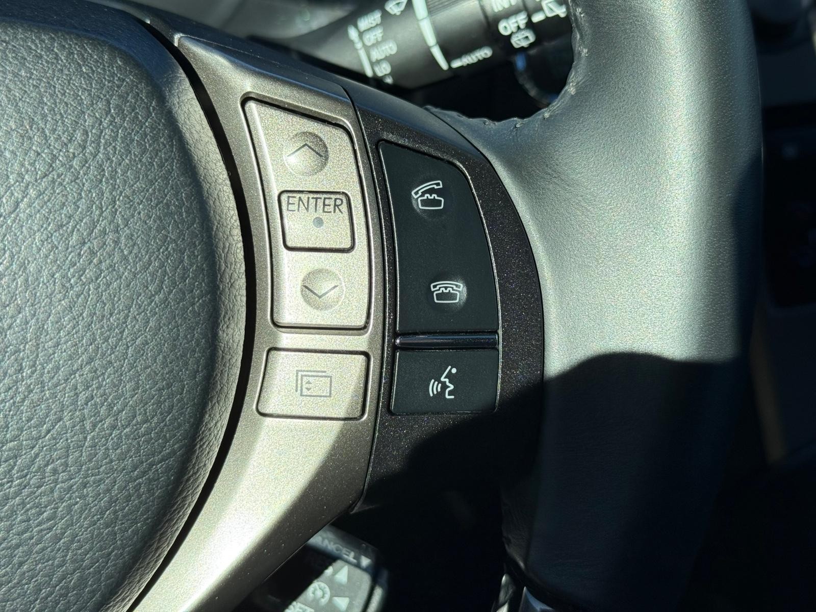 Lexus RX 350 Vehicle Image 17