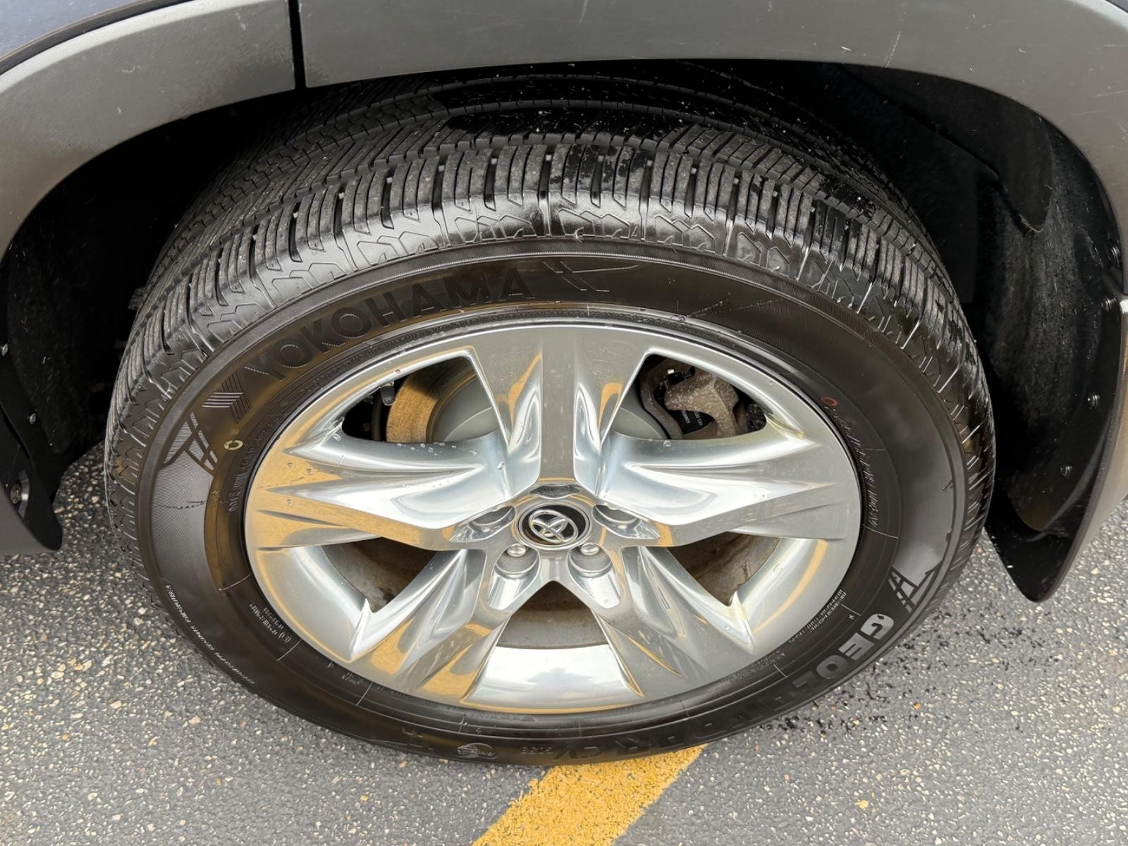 Toyota Highlander Vehicle Image 07