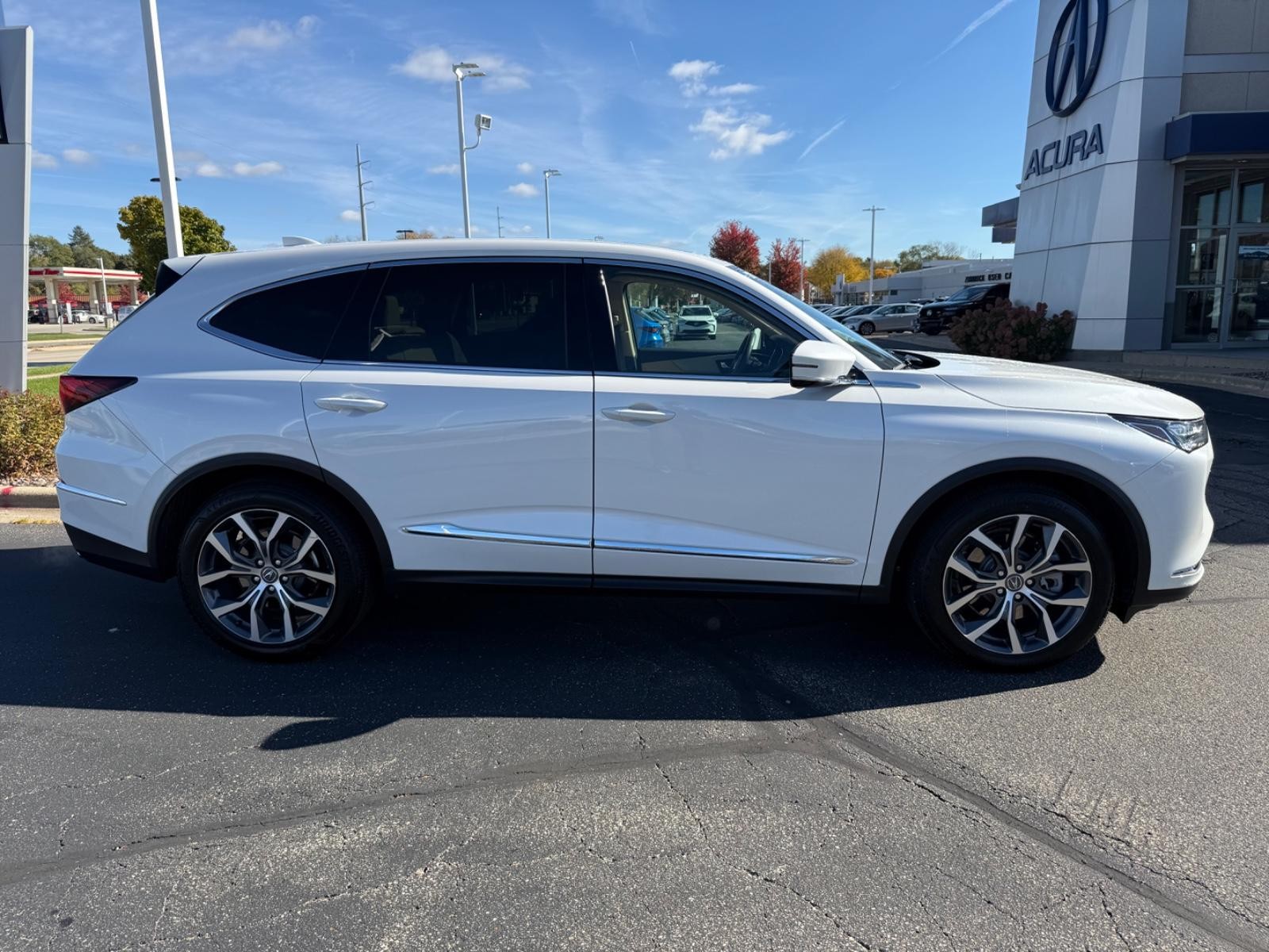Acura MDX Vehicle Image 02