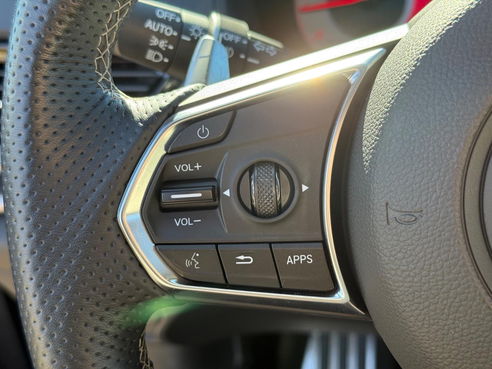 Acura RDX Vehicle Image 17