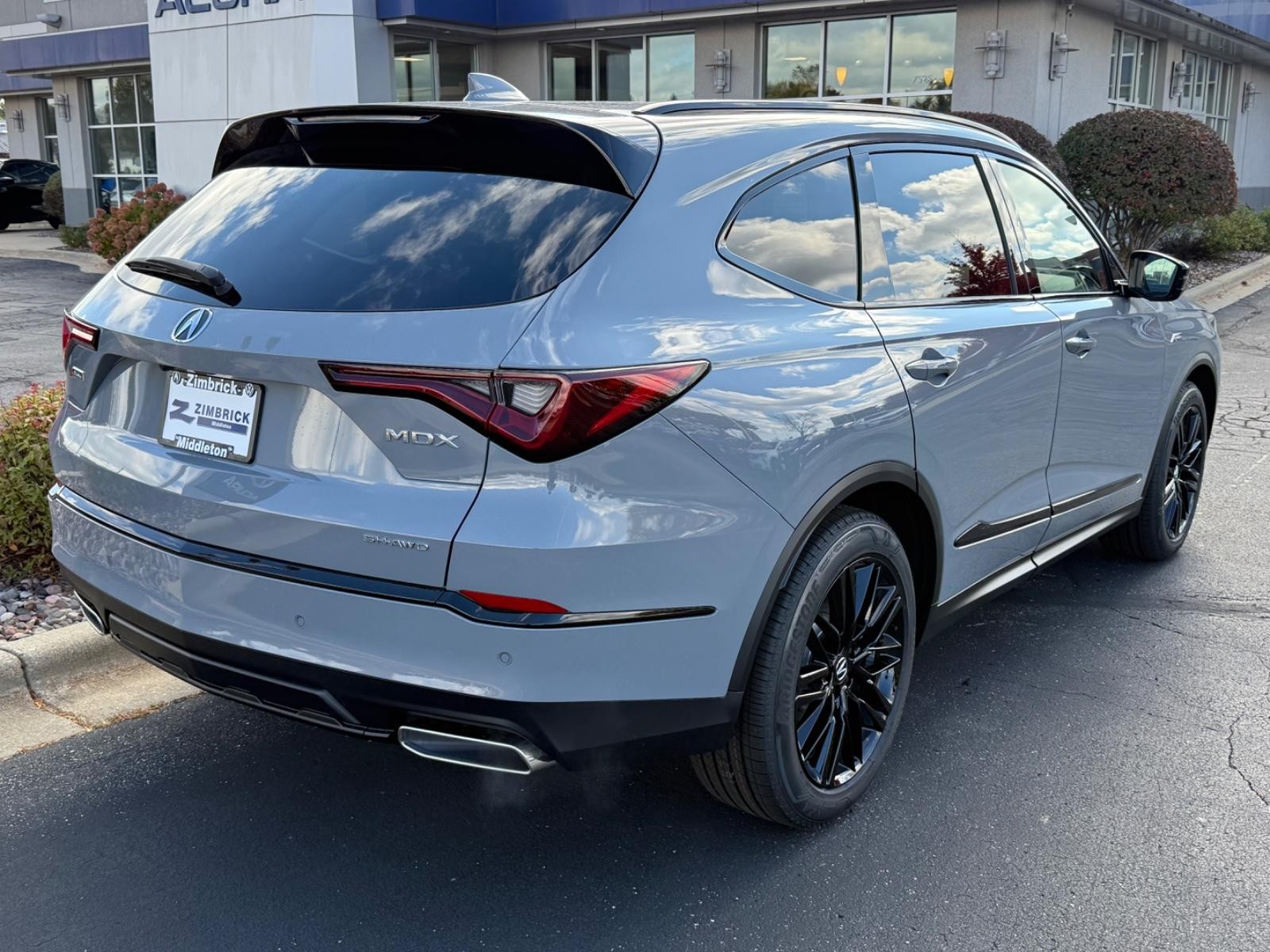 Acura MDX Vehicle Image 03