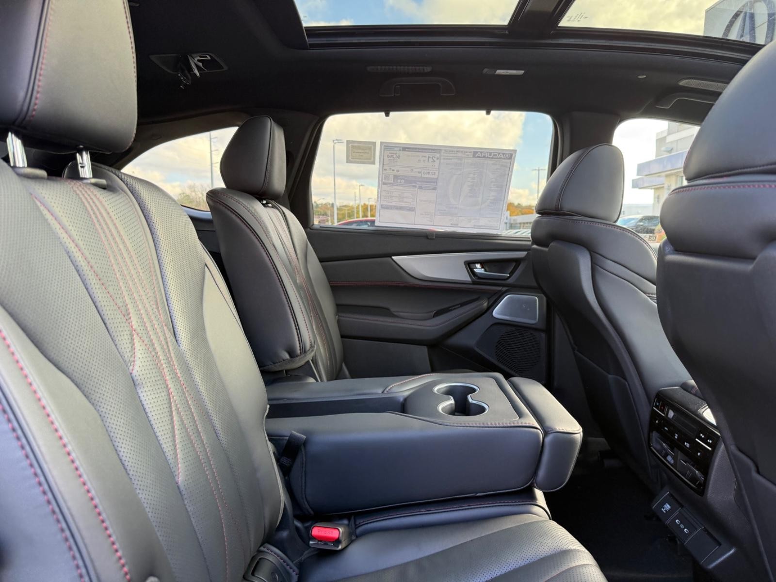 Acura MDX Vehicle Image 05