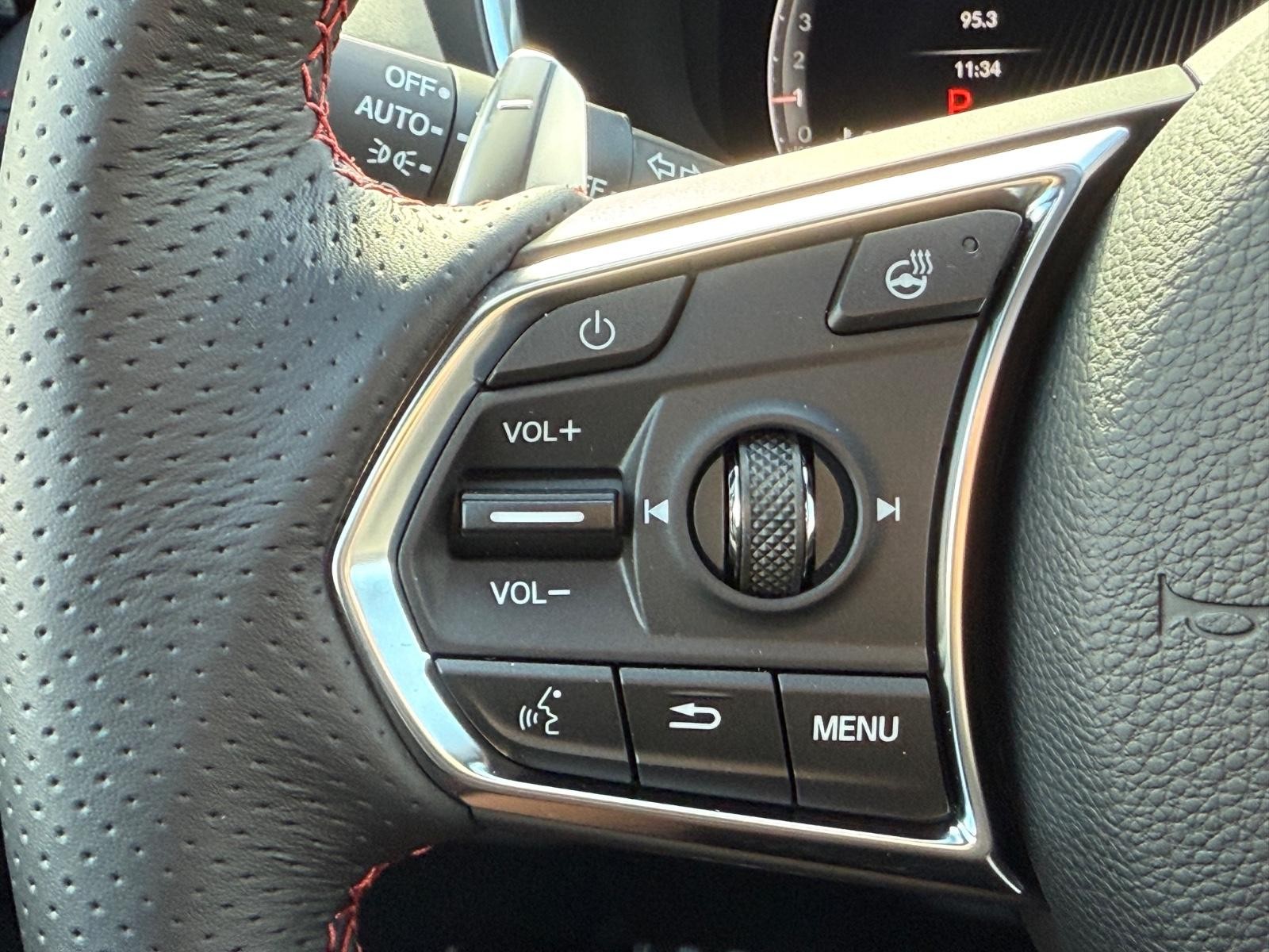 Acura MDX Vehicle Image 11