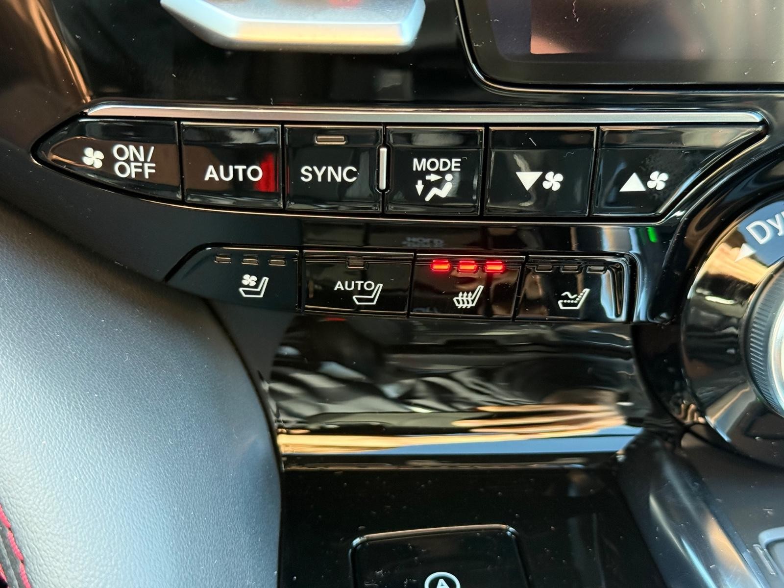 Acura MDX Vehicle Image 14