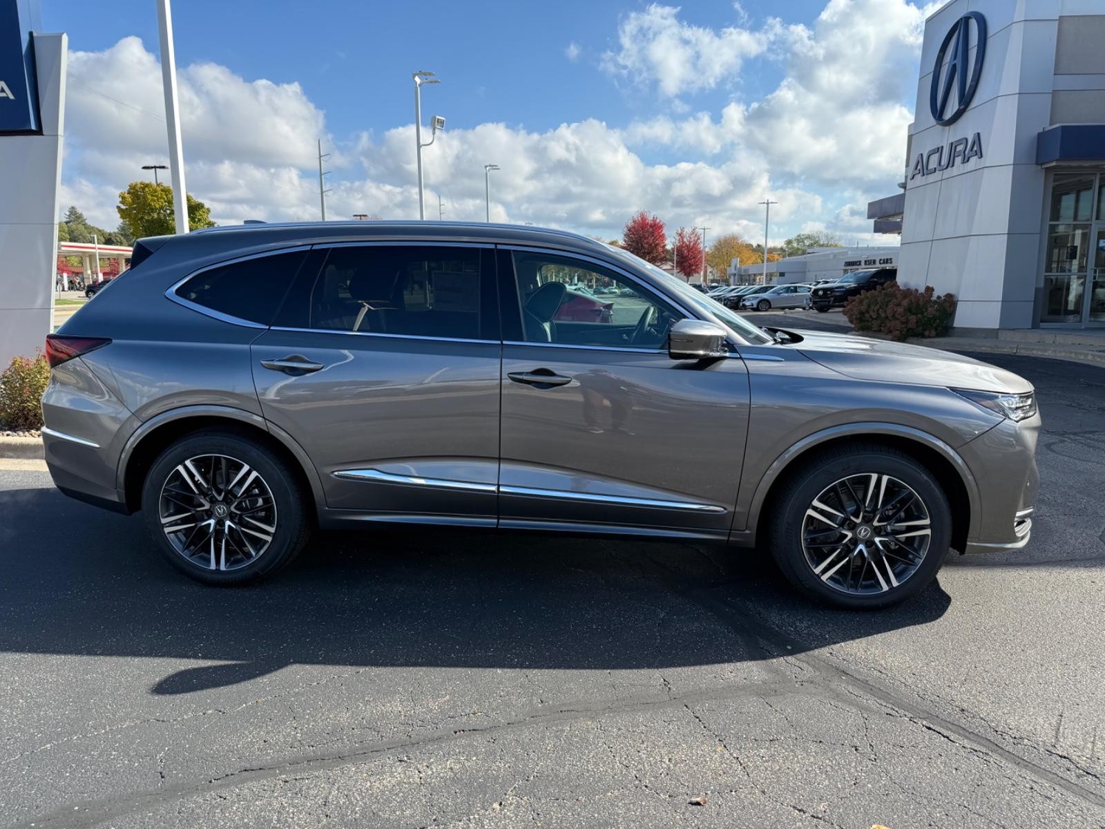 Acura MDX Vehicle Image 02