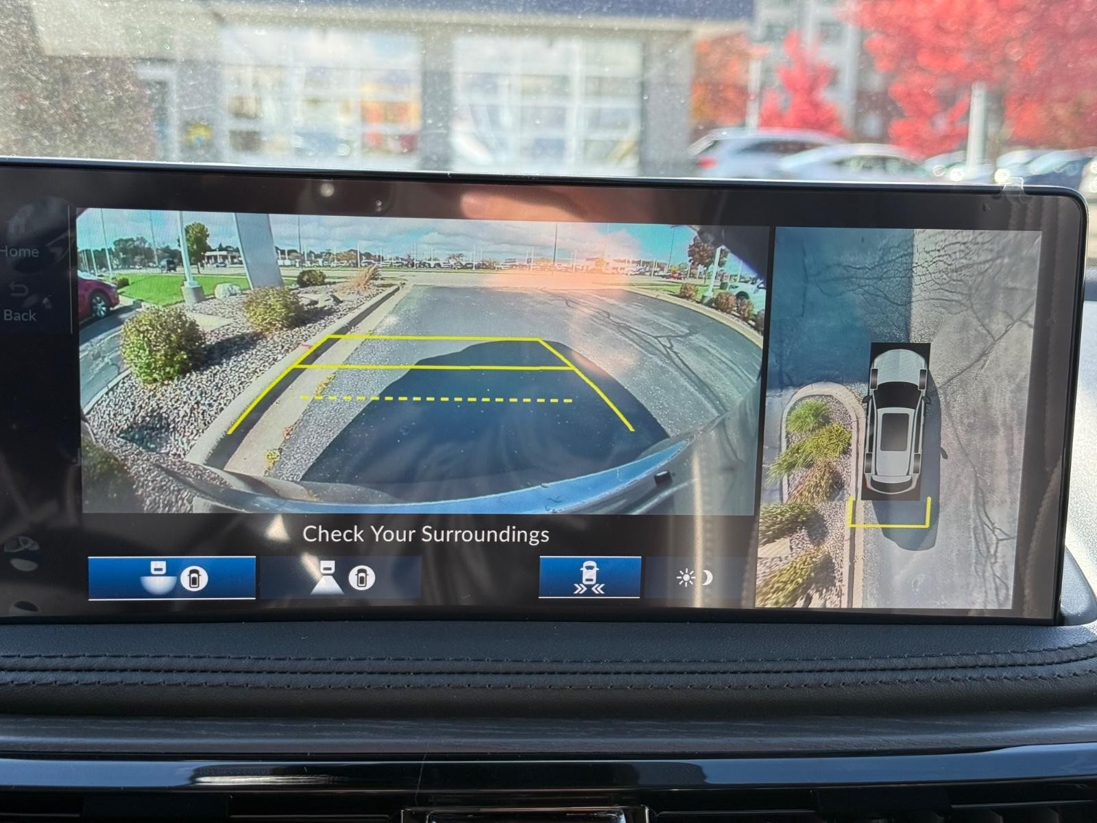 Acura MDX Vehicle Image 14