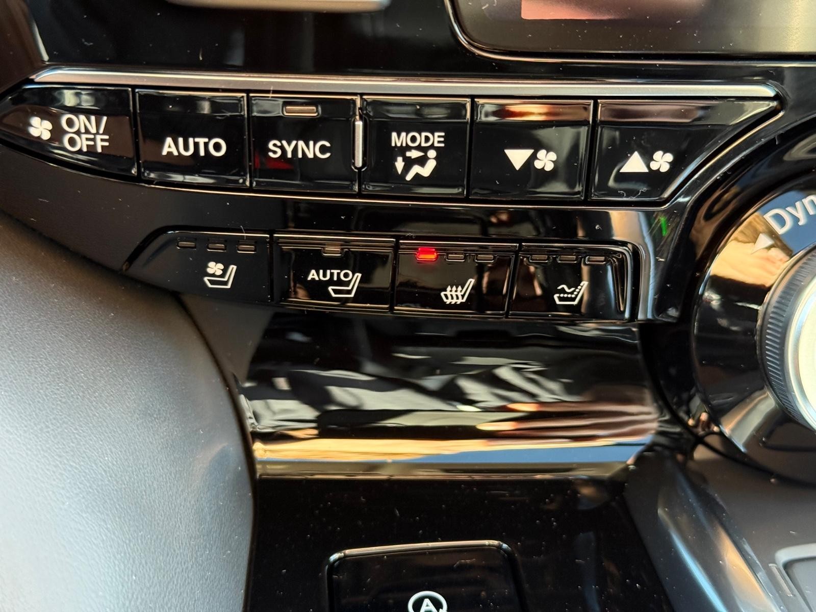 Acura MDX Vehicle Image 15