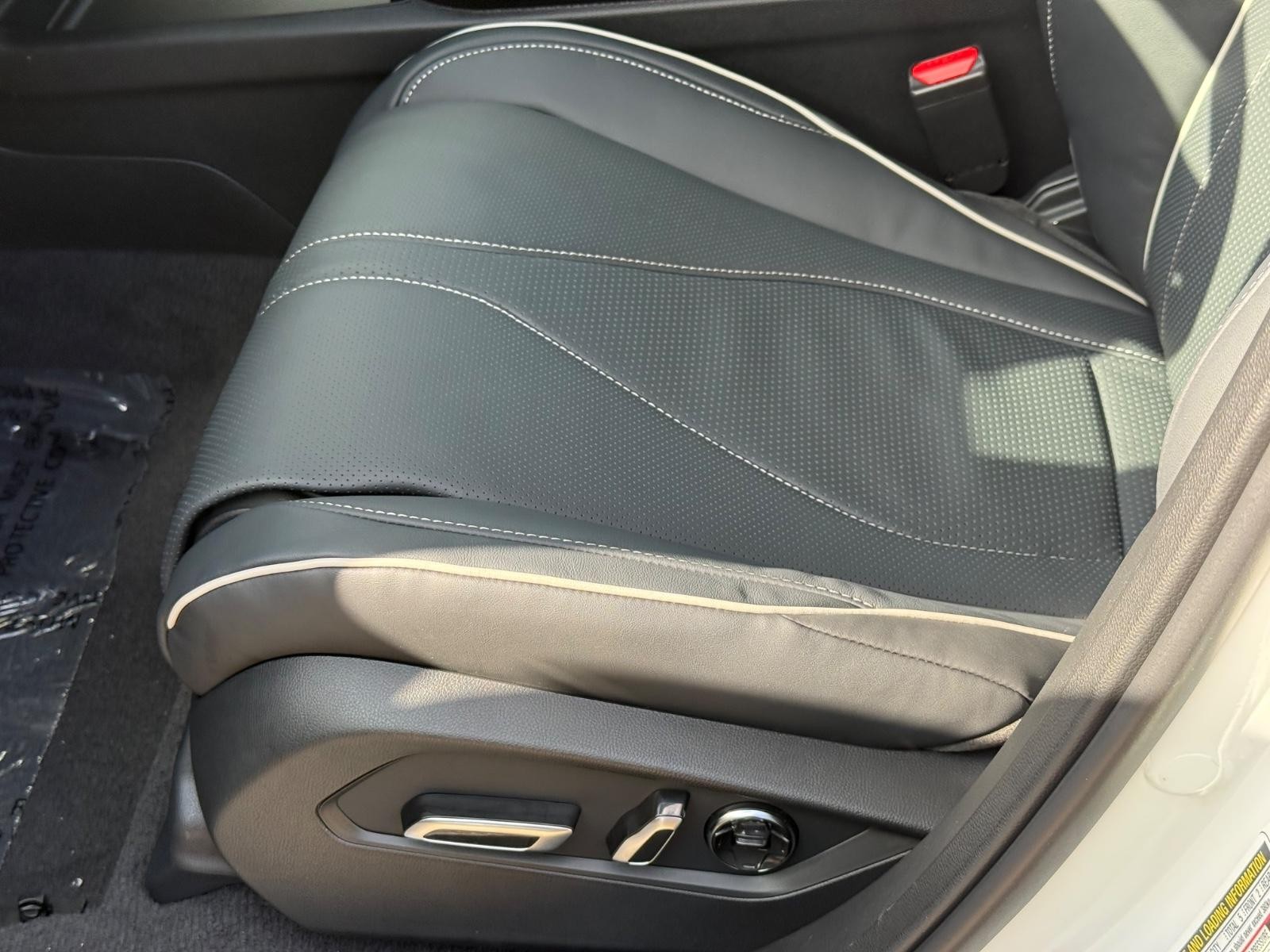 Acura RDX Vehicle Image 16