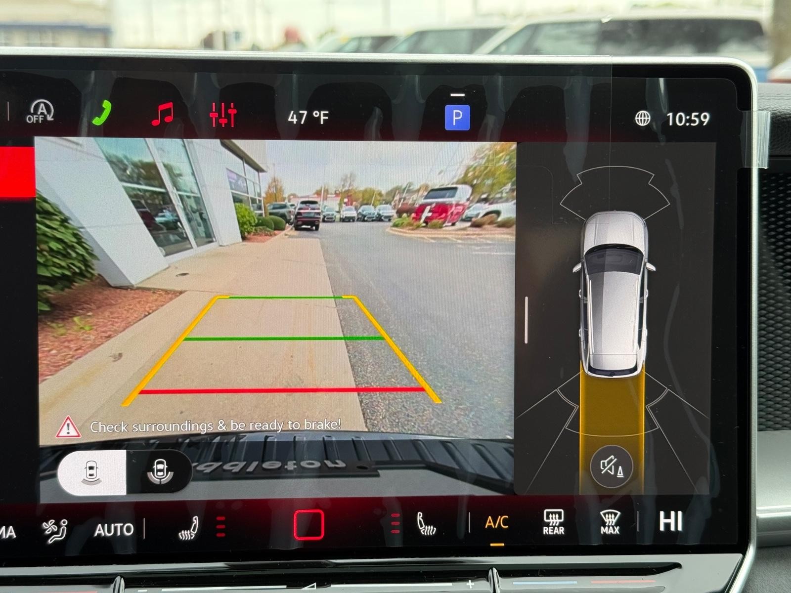 Volkswagen Tiguan Vehicle Image 13