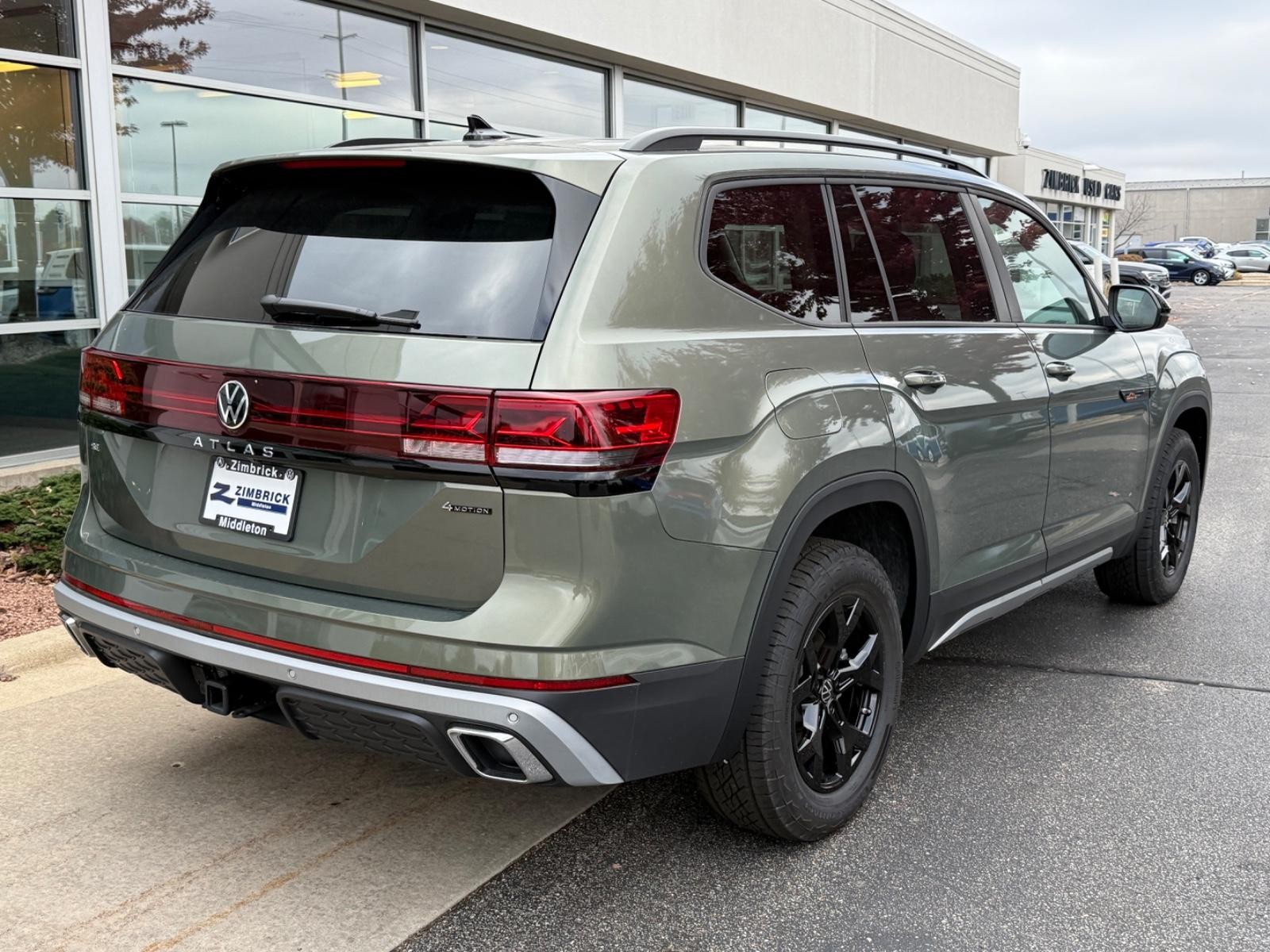 Volkswagen Atlas Vehicle Image 03