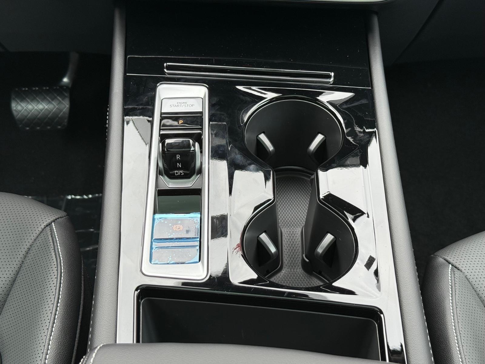 Volkswagen Atlas Vehicle Image 10