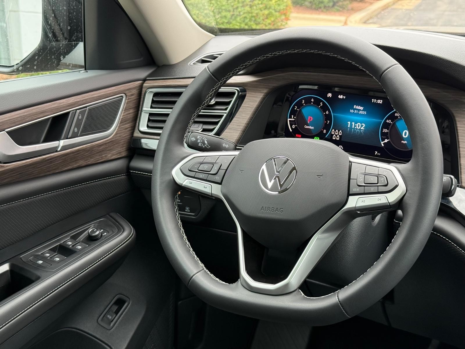 Volkswagen Atlas Vehicle Image 11