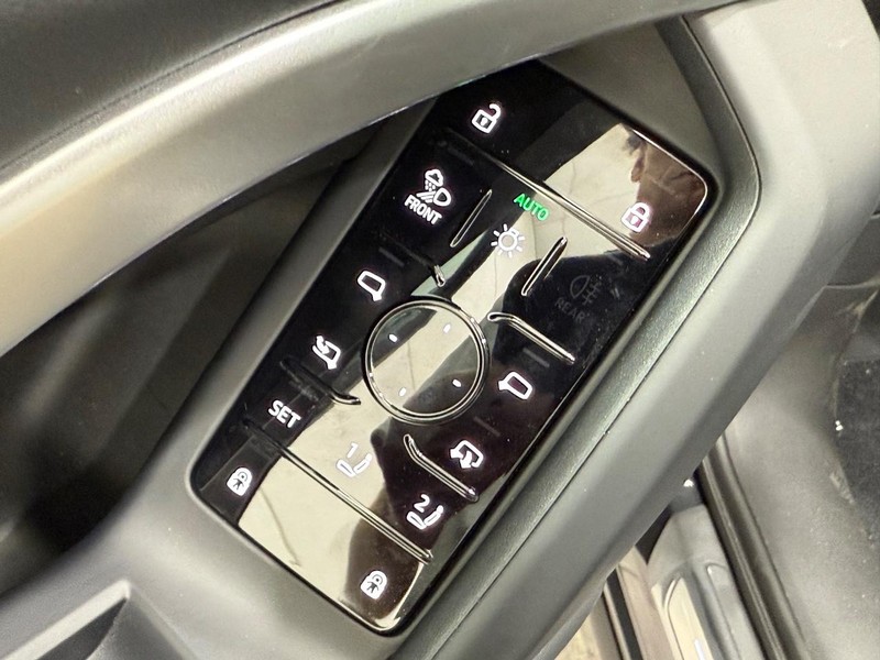 Audi Q5 Vehicle Image 14