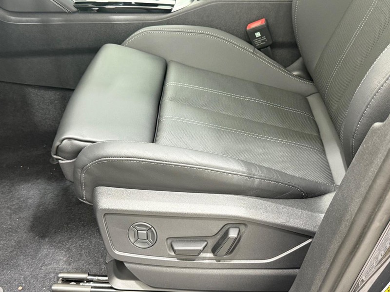 Audi Q5 Vehicle Image 15