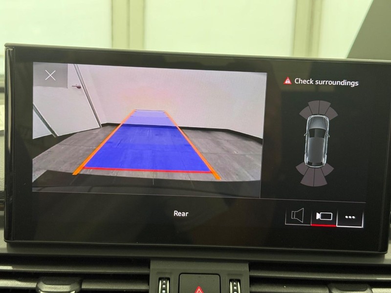 Audi Q5 Vehicle Image 17