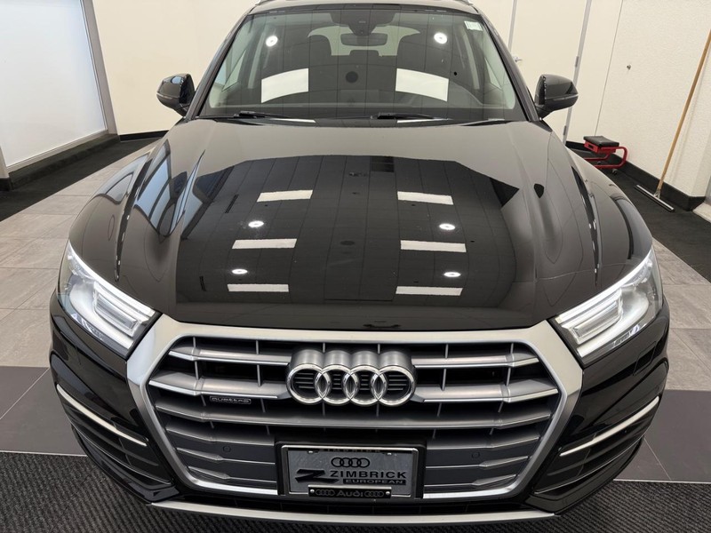 Audi Q5 Vehicle Image 7