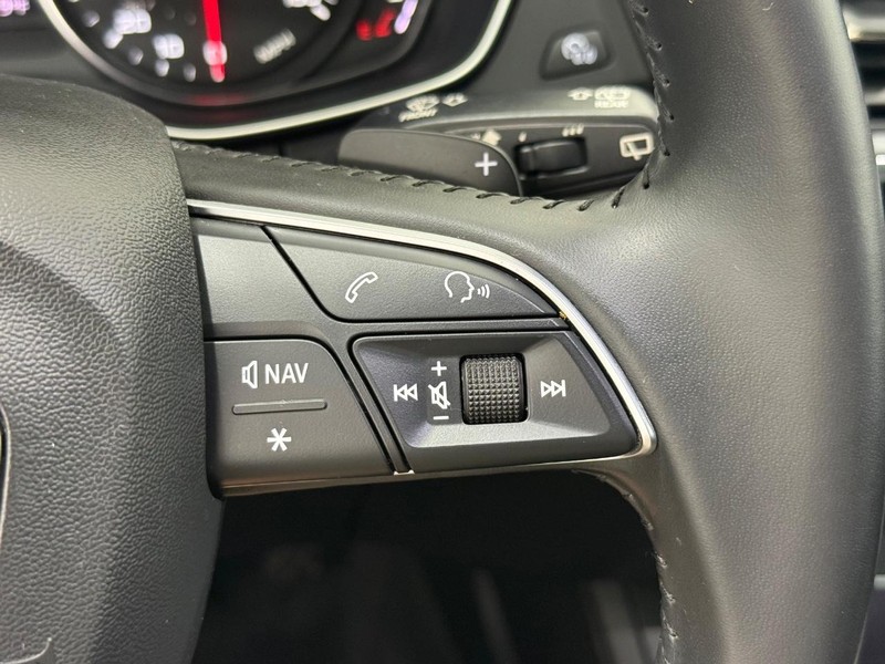 Audi Q5 Vehicle Image 16
