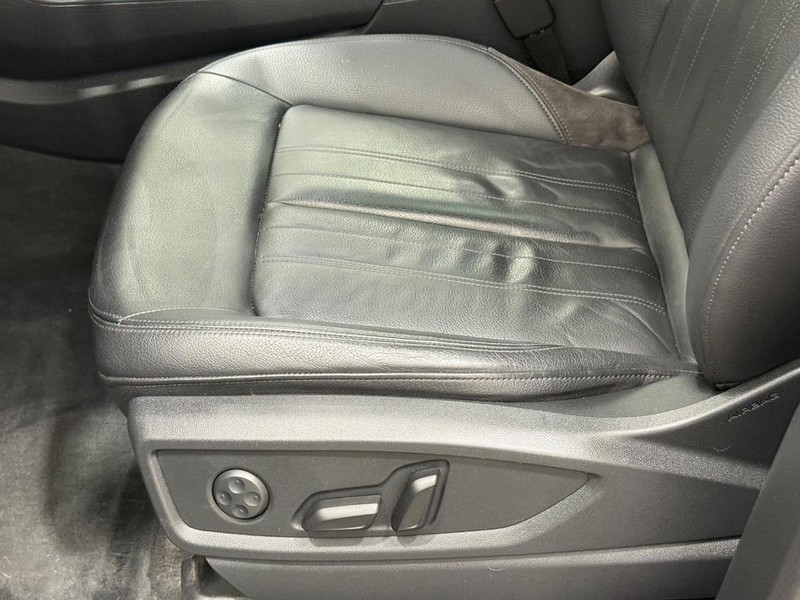 Audi Q5 Vehicle Image 21