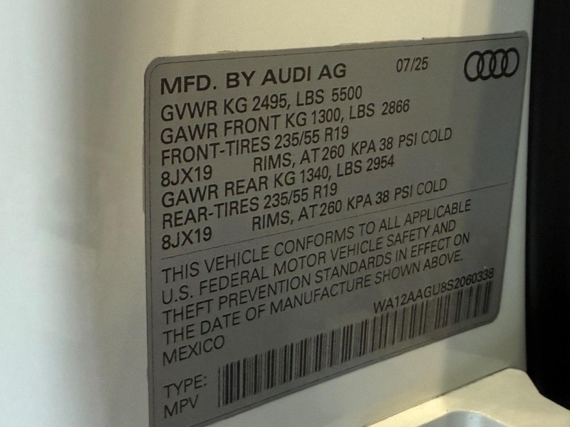 Audi Q5 Vehicle Image 15
