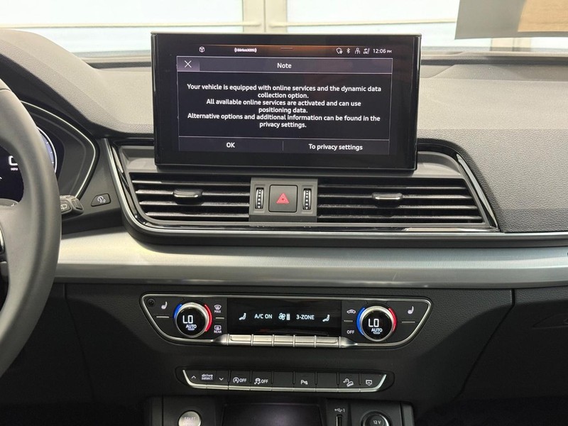 Audi Q5 Vehicle Image 10
