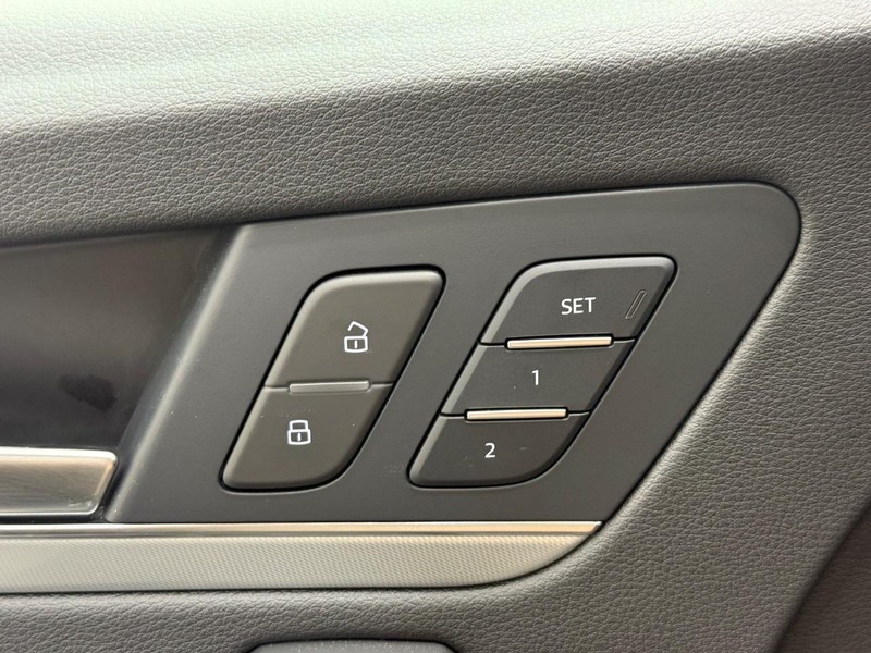 Audi Q5 Vehicle Image 14