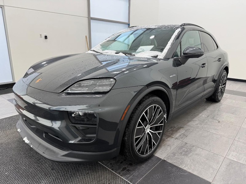 2024 Porsche Macan Base