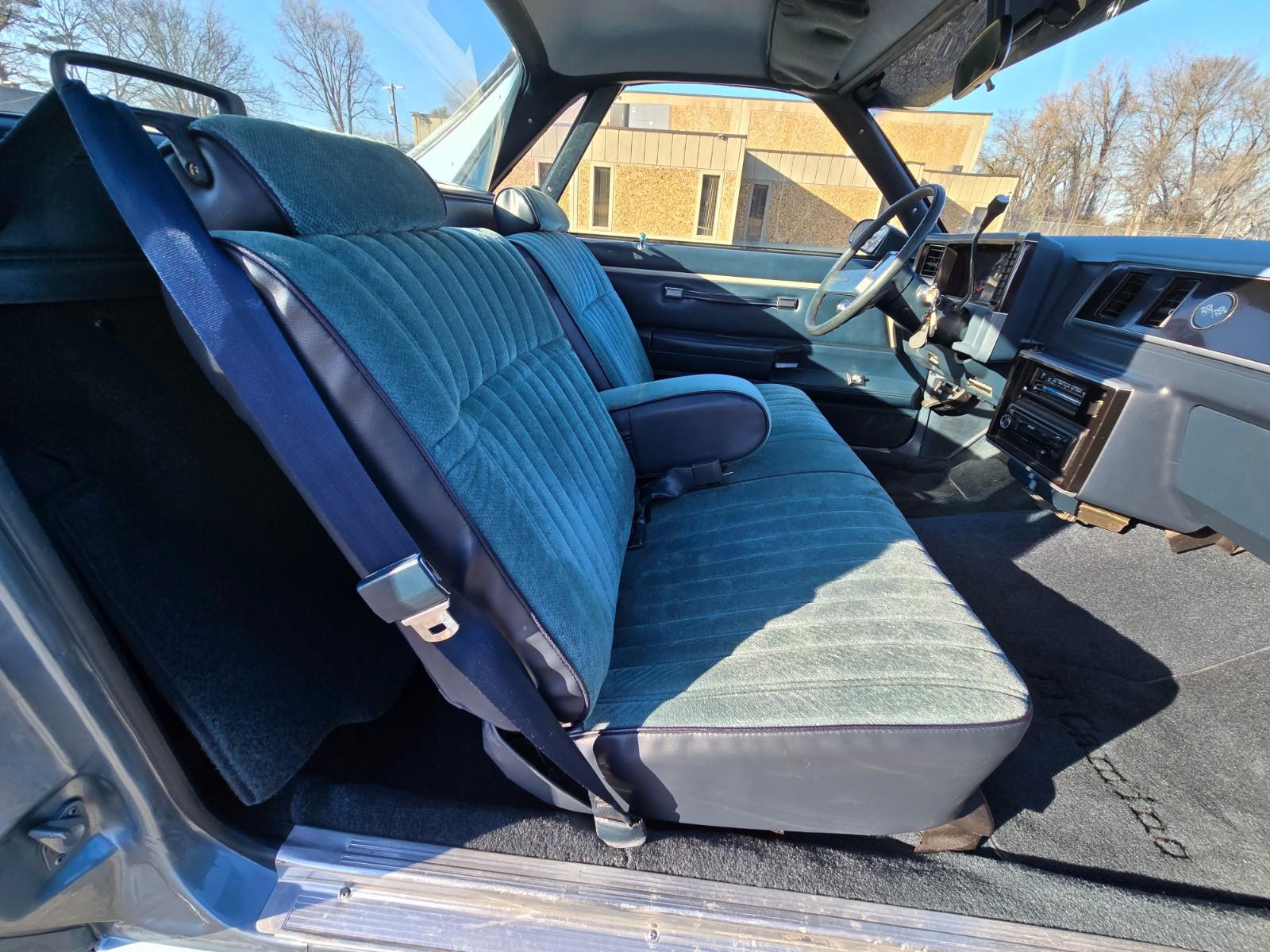 Vehicle Image 16
