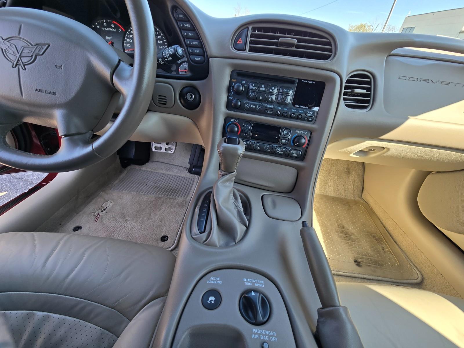 Vehicle Image 23