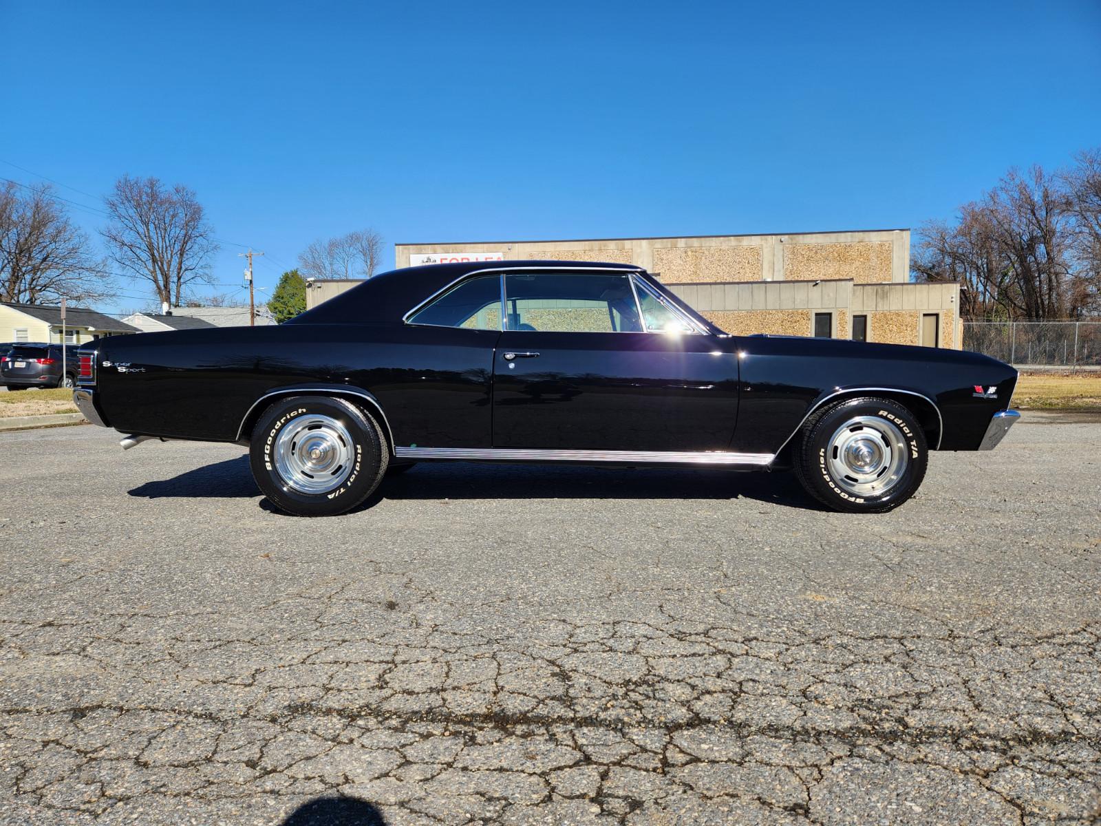 Vehicle Image 01