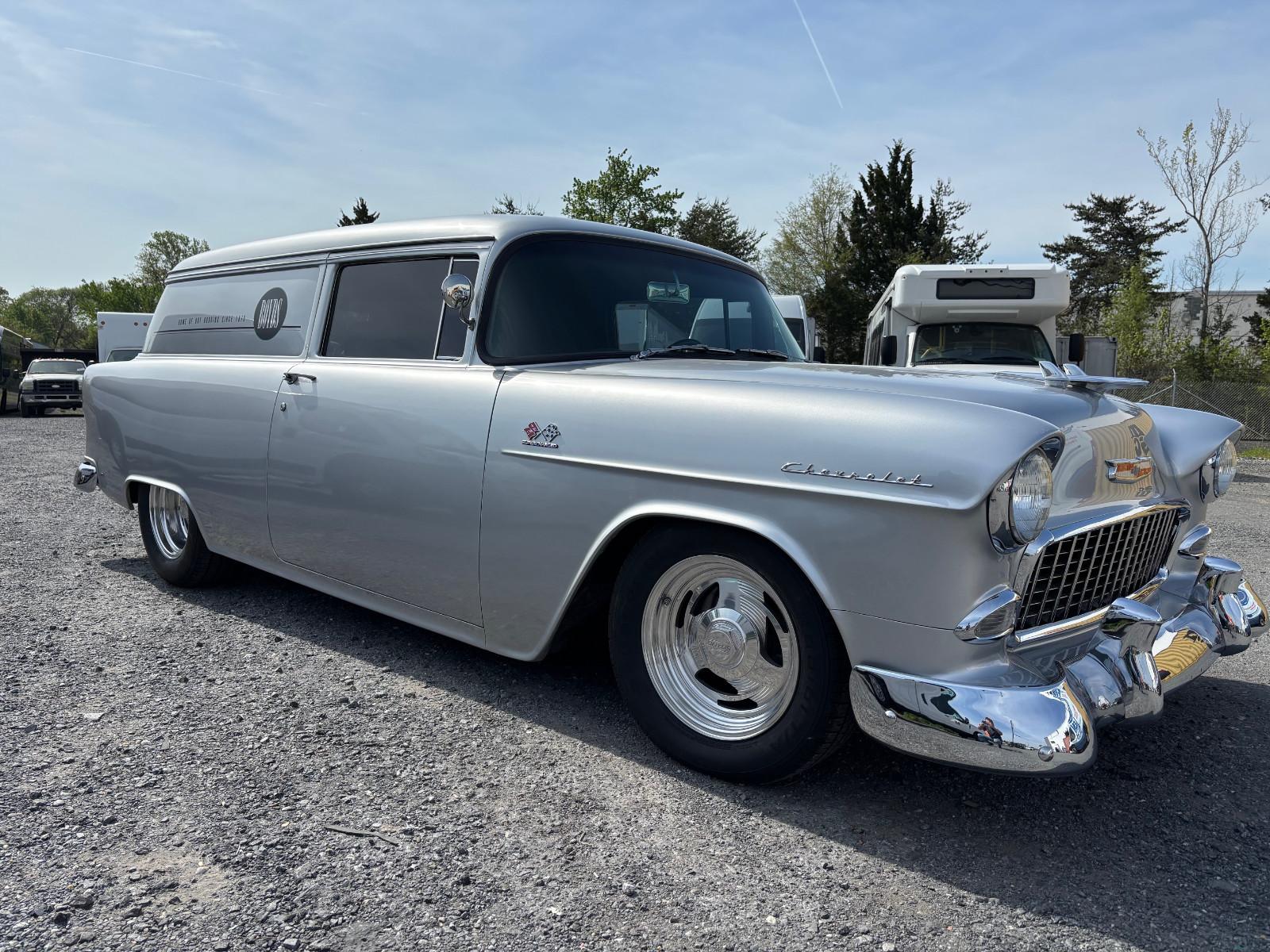 Vehicle Image 01