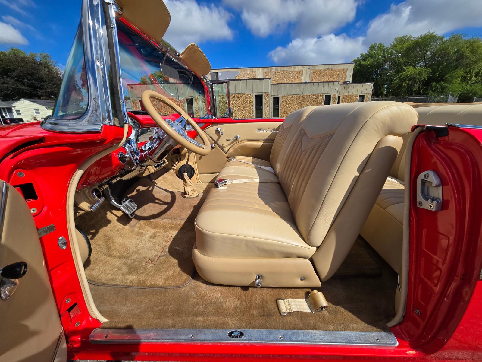 Vehicle Image 36