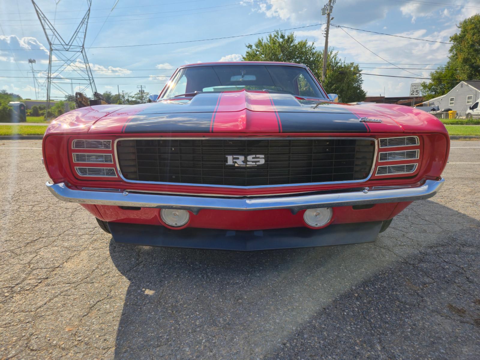 Vehicle Image 07