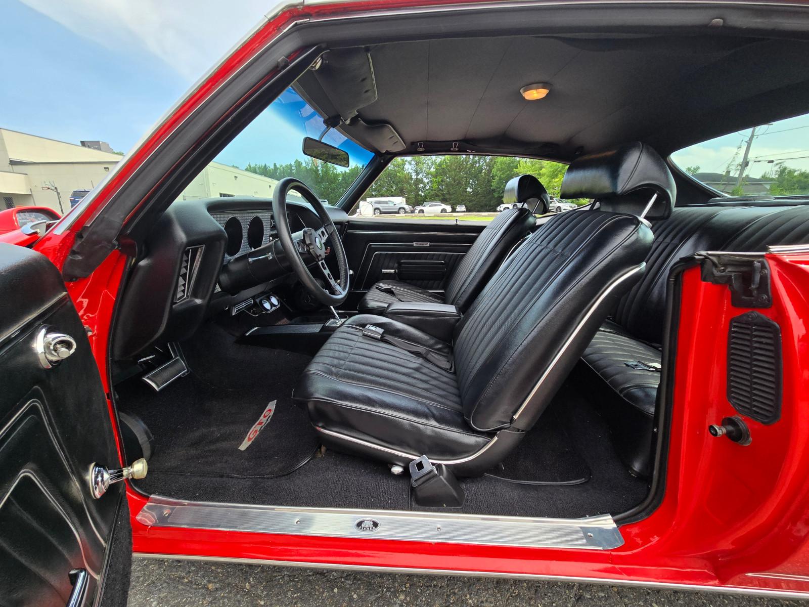 Vehicle Image 19