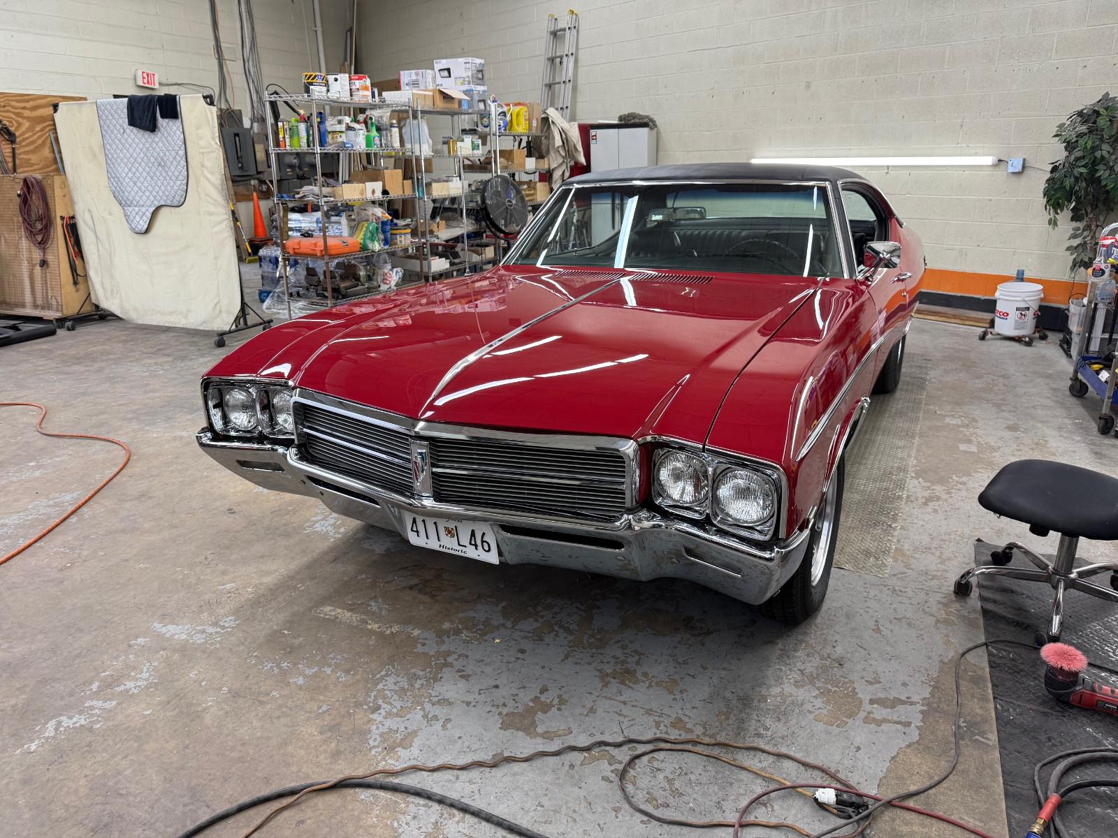 Vehicle Image 05