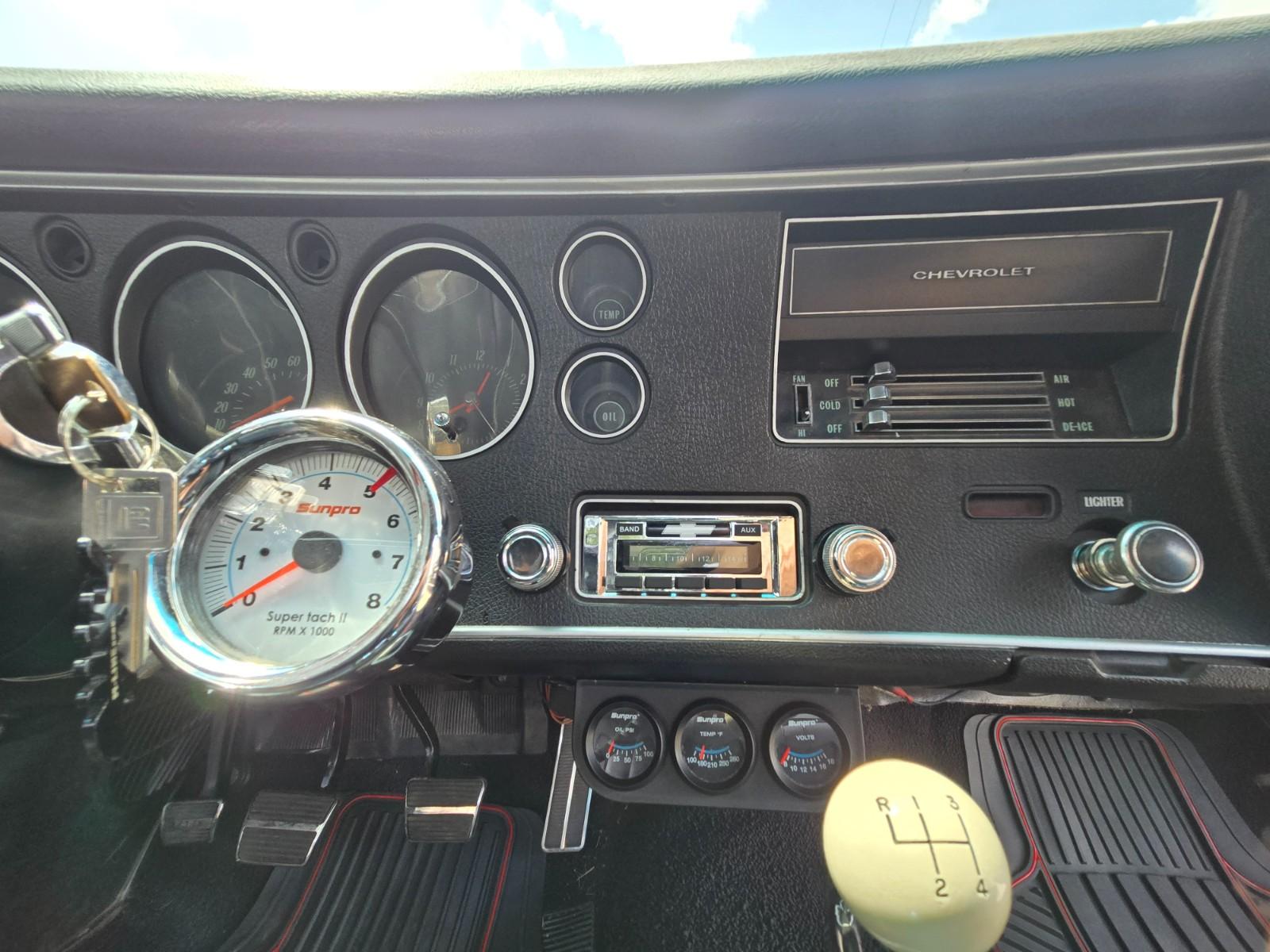 Vehicle Image 29