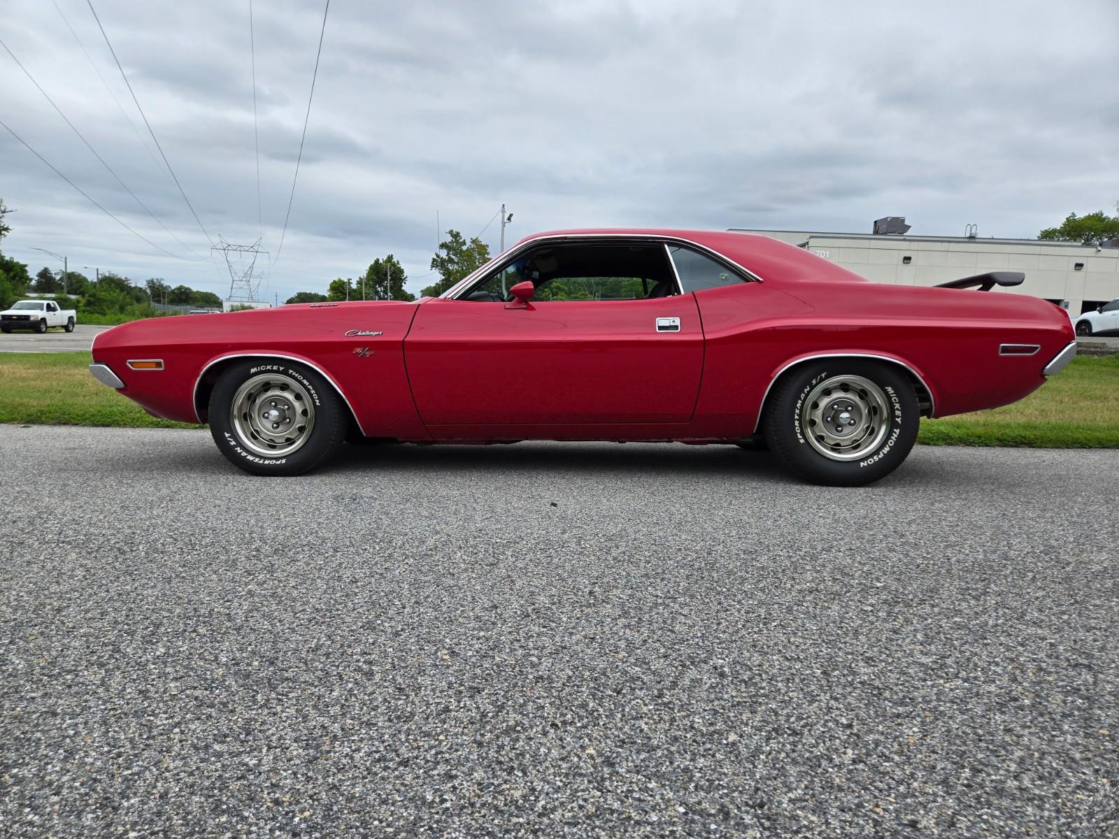 Vehicle Image 02