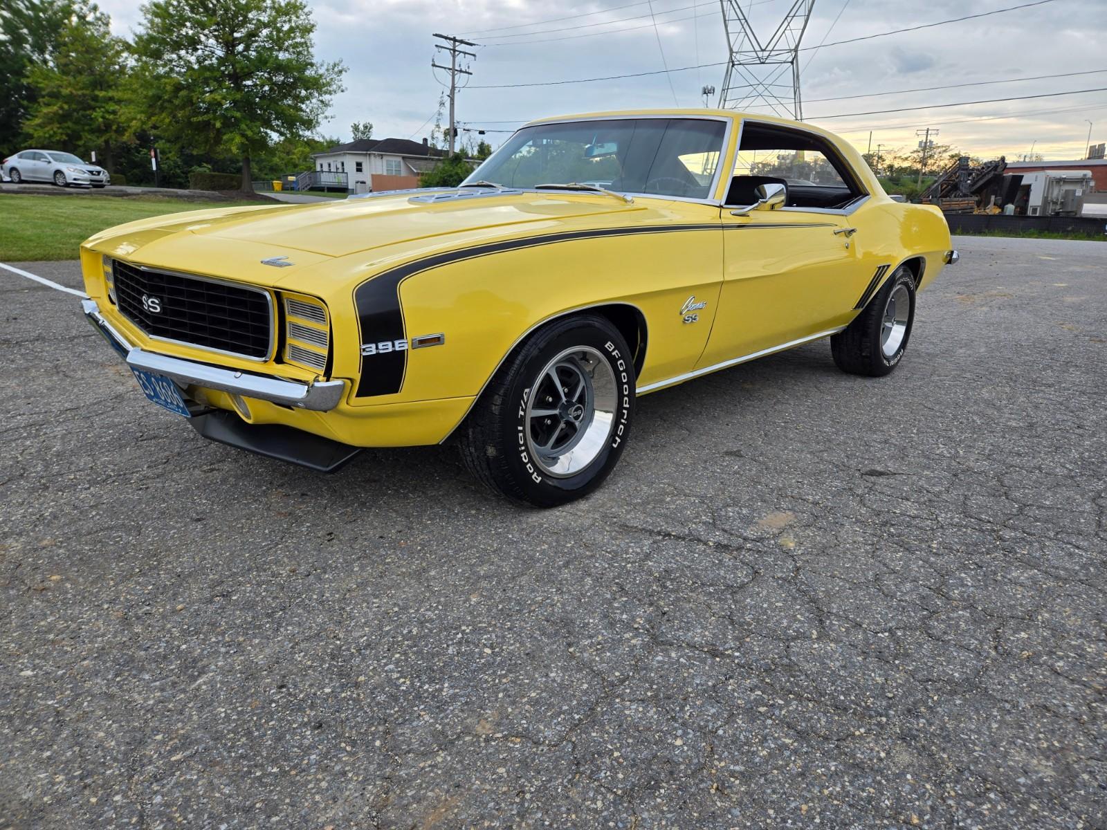 Vehicle Image 04