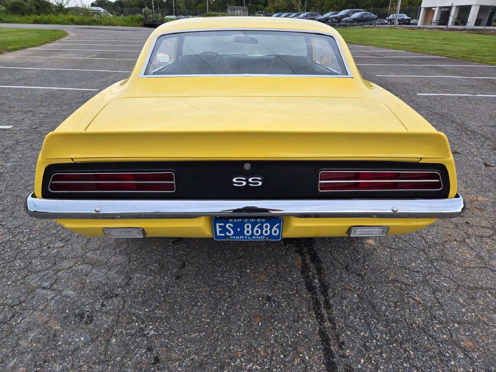 Vehicle Image 08