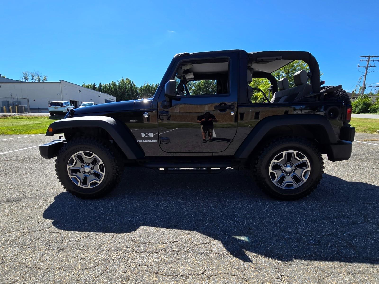 Vehicle Image 02