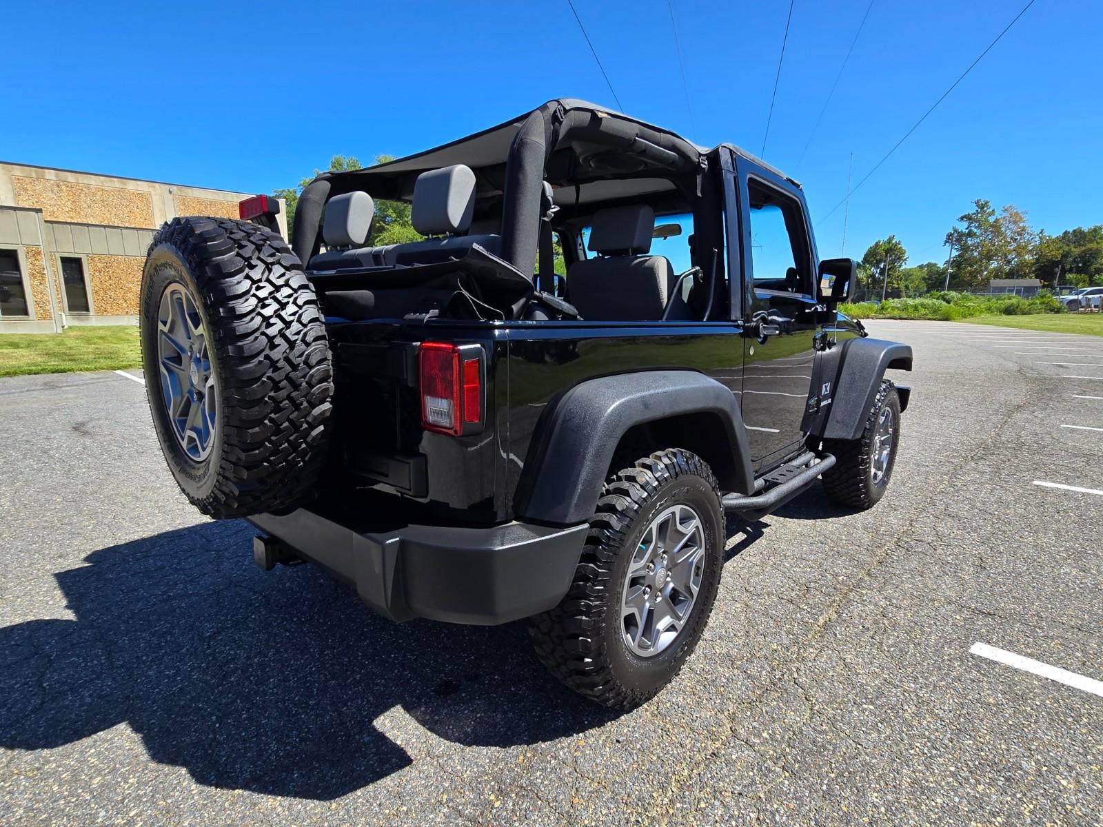Vehicle Image 05