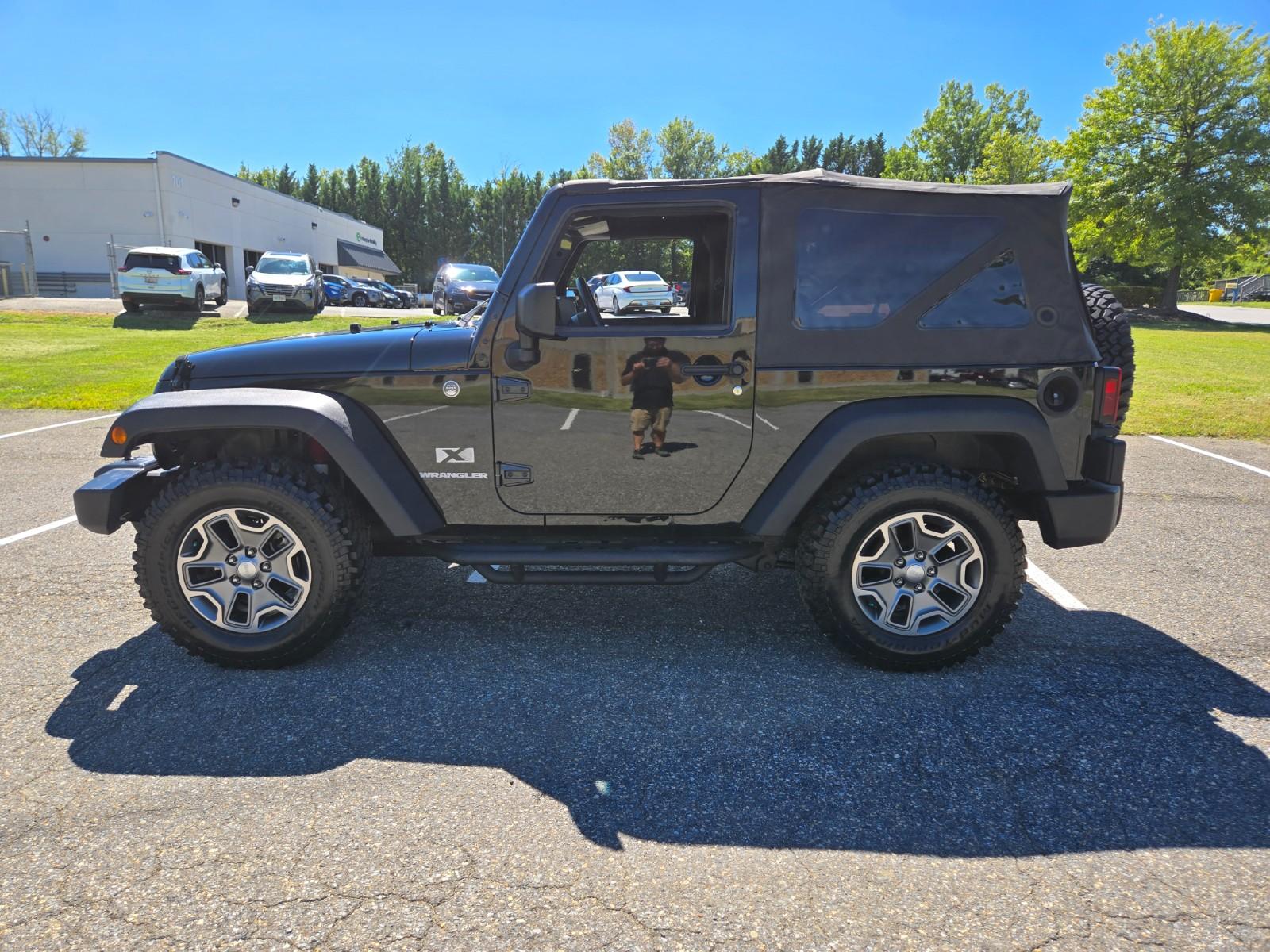 Vehicle Image 08