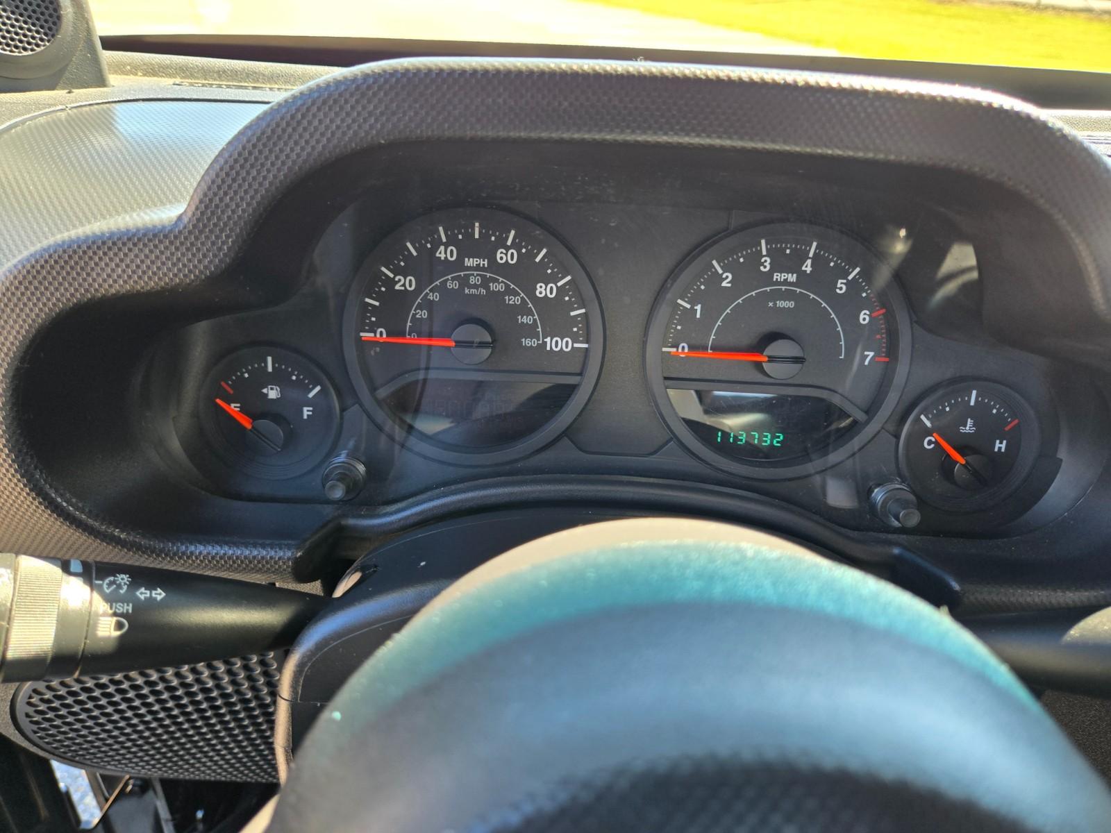 Vehicle Image 22