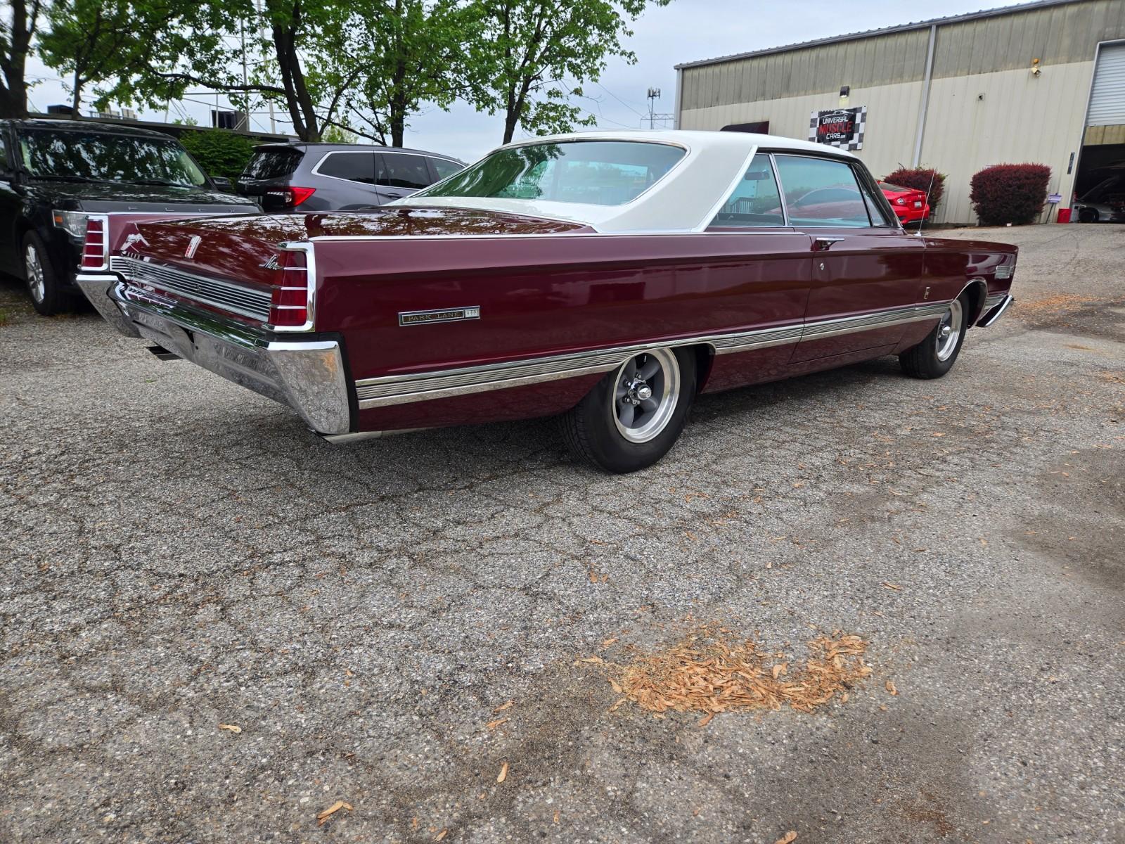 Vehicle Image 06