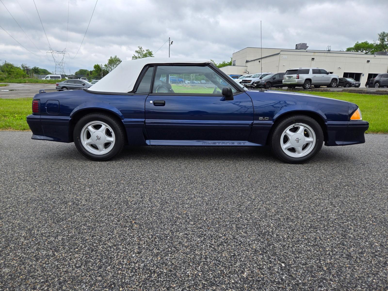 Vehicle Image 01