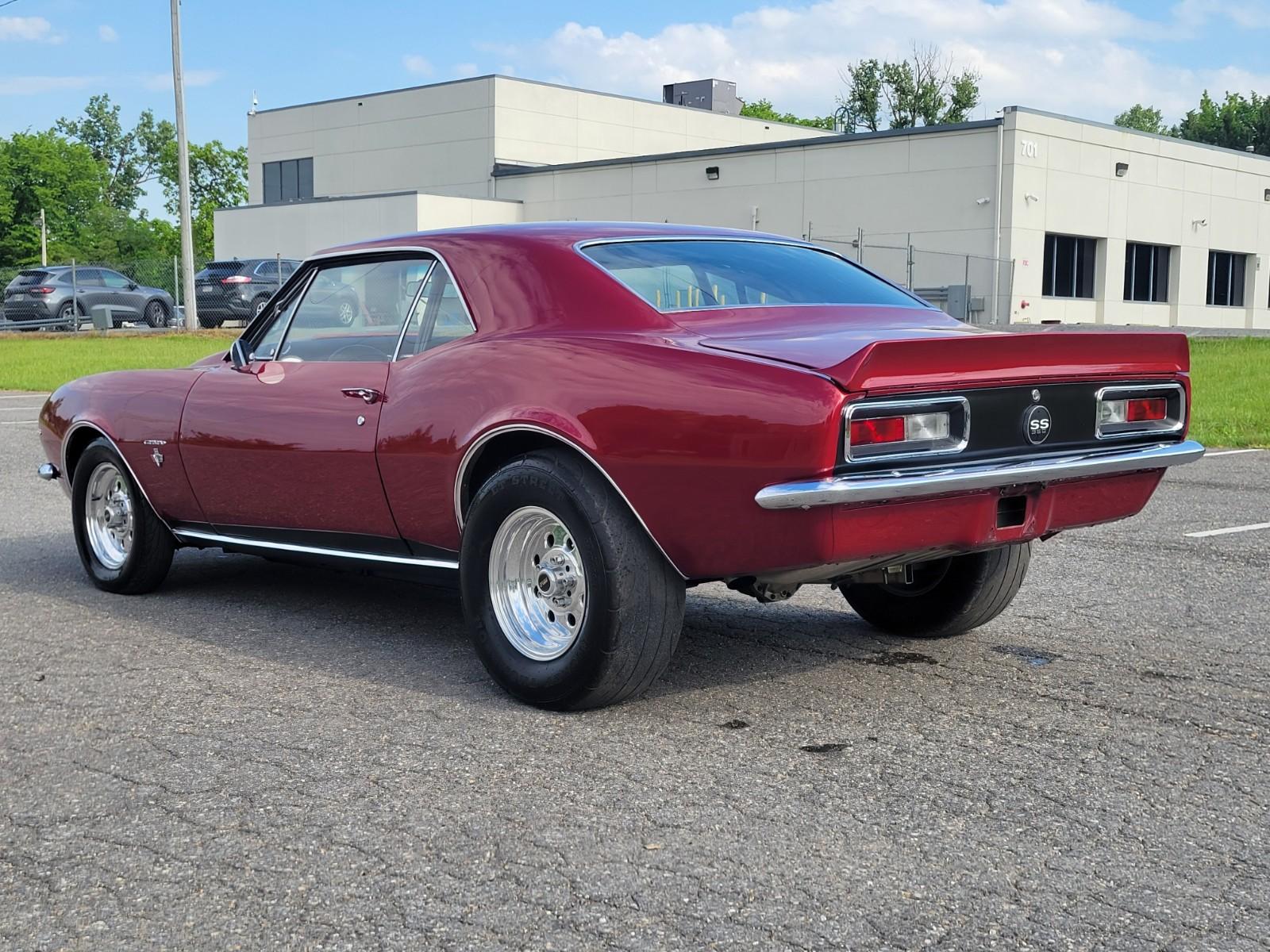 Vehicle Image 06