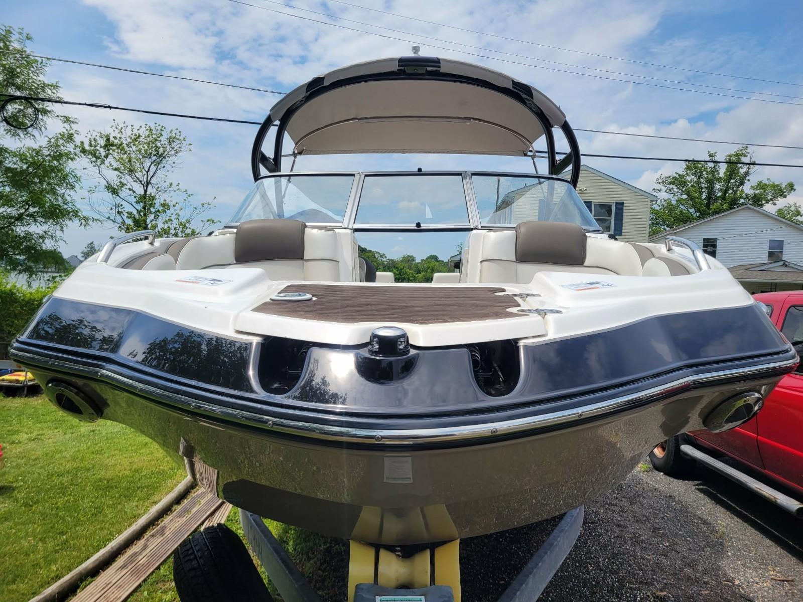 Vehicle Image 09