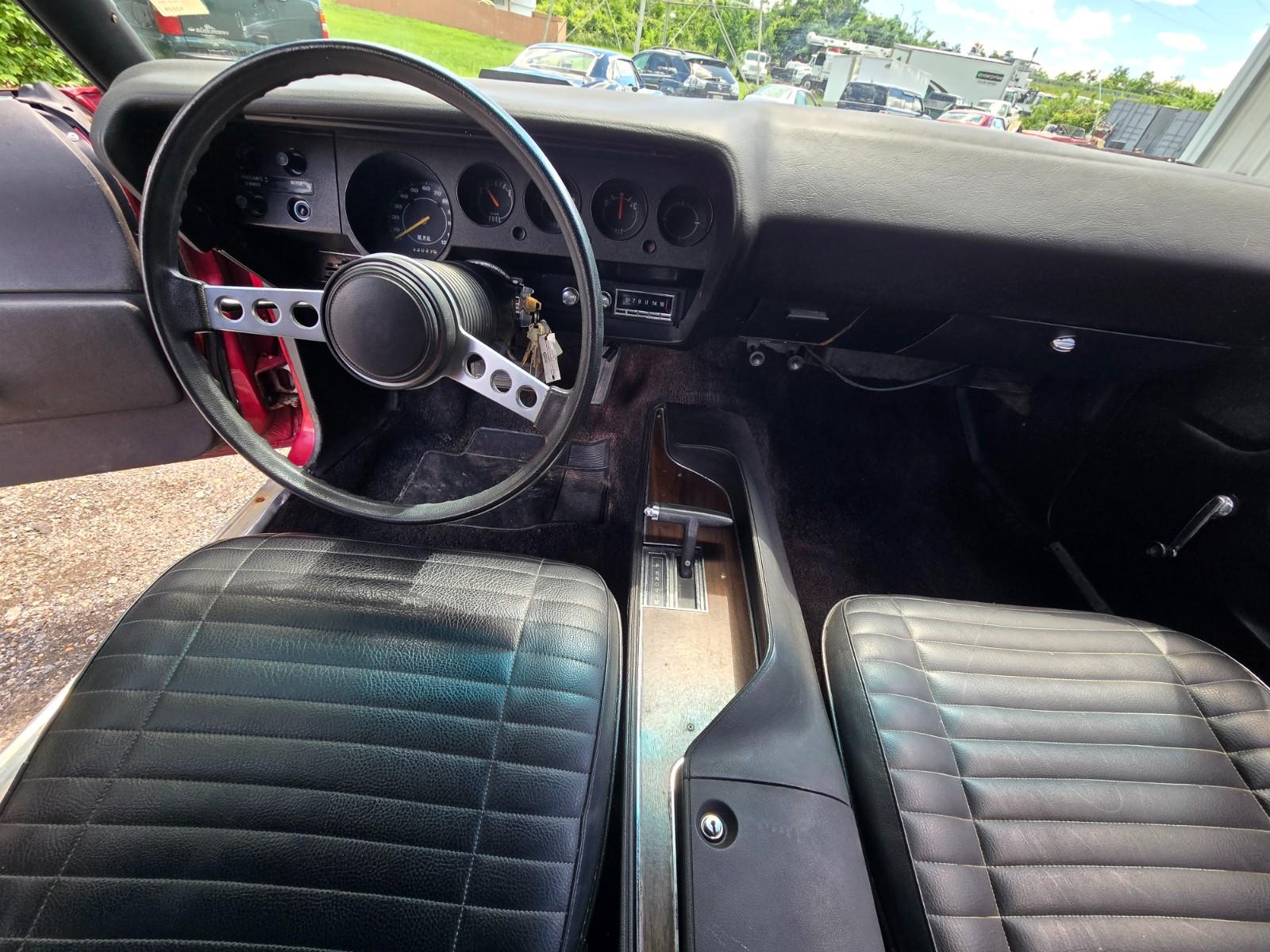 Vehicle Image 21