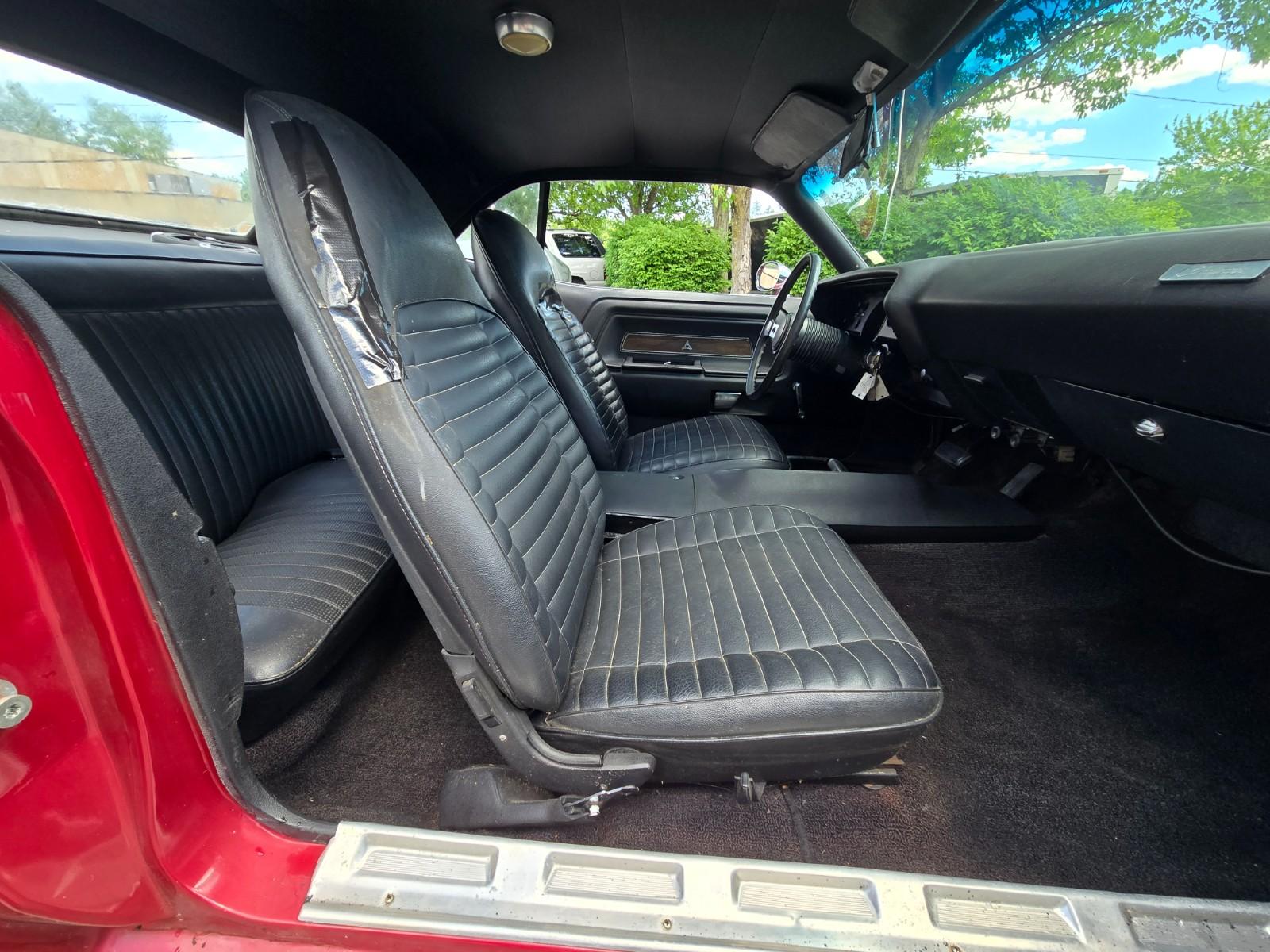 Vehicle Image 23