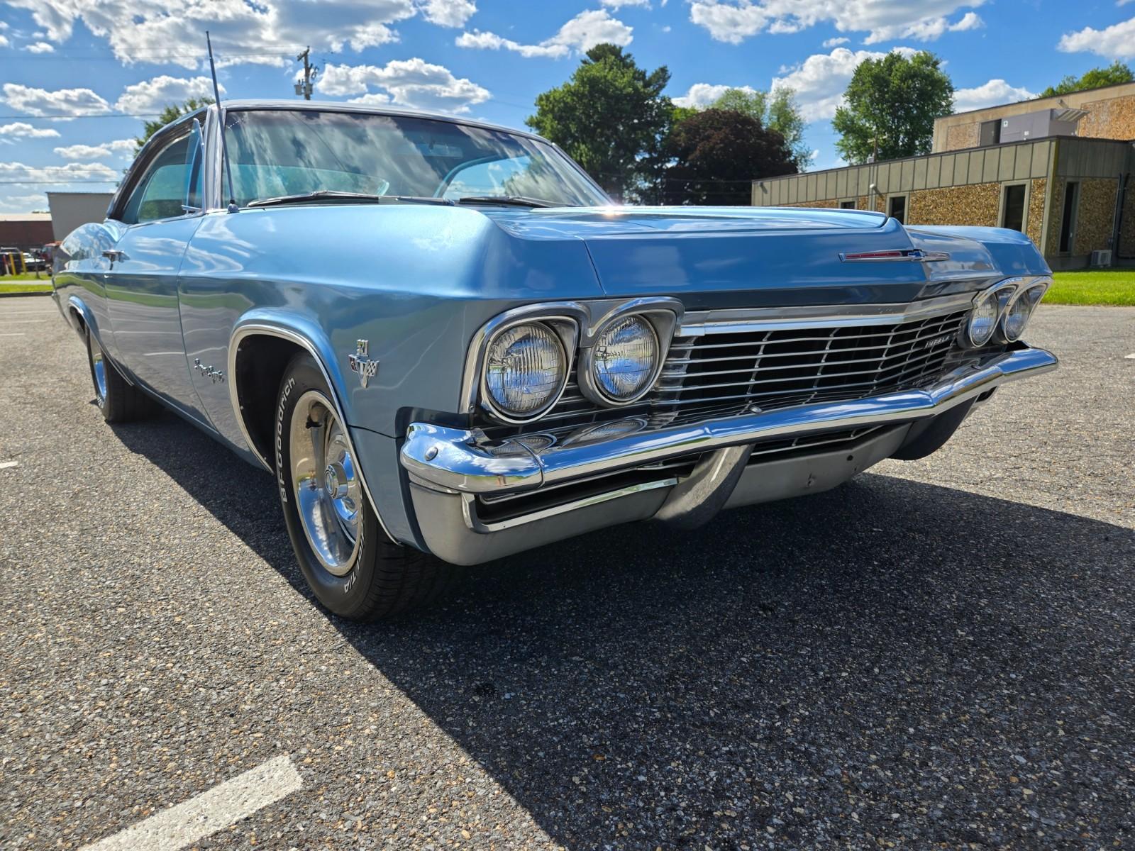 Vehicle Image 07